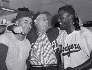 roy-campanella-burt-shotton-and-jackie-robinson-1950.jpg